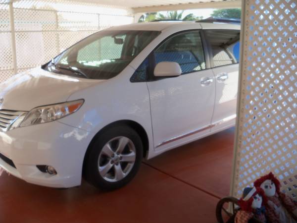 2015 Toyota Sienna Le 38K miles - cars & trucks - by owner - vehicle... for sale in Casa Grande, AZ – photo 3