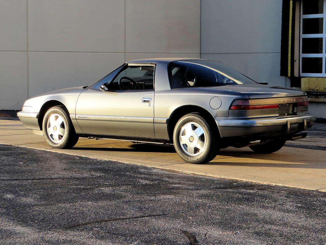 1989 Buick Reatta for sale in O'Fallon, IL – photo 14