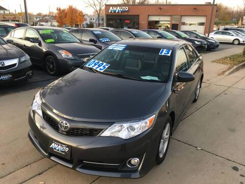 2013 Toyota Camry SE - cars & trucks - by dealer - vehicle... for sale in milwaukee, WI