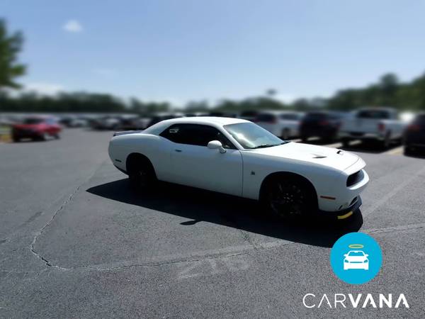 2019 Dodge Challenger R/T Scat Pack Coupe 2D coupe White - FINANCE -... for sale in Sarasota, FL – photo 14
