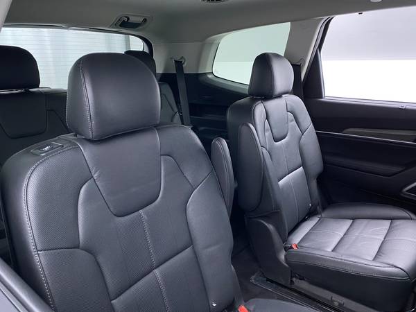 2020 Kia Telluride EX Sport Utility 4D suv Green - FINANCE ONLINE -... for sale in NEW YORK, NY – photo 19