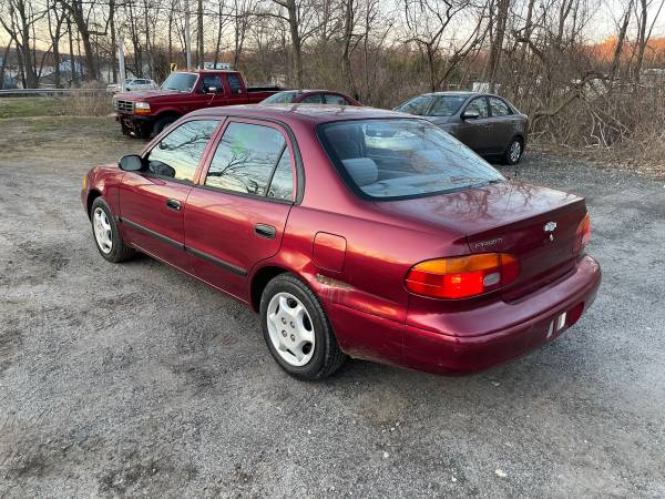 2000 Chevy Prizm (Toyota Corolla) only 99k miles like new! - cars & for sale in Southington , CT – photo 4