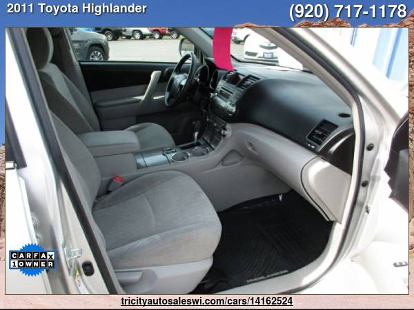 2011 TOYOTA HIGHLANDER BASE AWD 4DR SUV Family owned since 1971 for sale in MENASHA, WI – photo 23