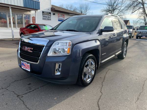 ★★★ 2013 GMC Terrain SLE-2 / Autostart! / Heated Seats! ★★★ - cars &... for sale in Grand Forks, ND – photo 2