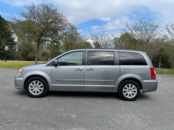 2015 CHRYSLER TOWN & COUNTRY Touring 4dr Mini Van stock 11414 - cars for sale in Conway, SC – photo 3