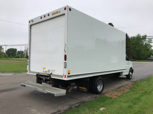 2017 GMC Savana 16' Box Truck ***FACTORY WARRANTY***REDUCED*** for sale in Swartz Creek,MI, IA – photo 5