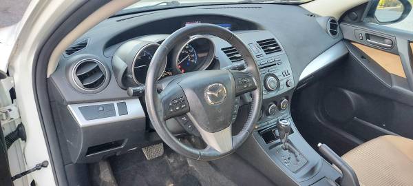 2013 Mazda3 4dr Hatchback Automatic WHITE/1owner NewTires/We for sale in Fredericksburg, VA – photo 4