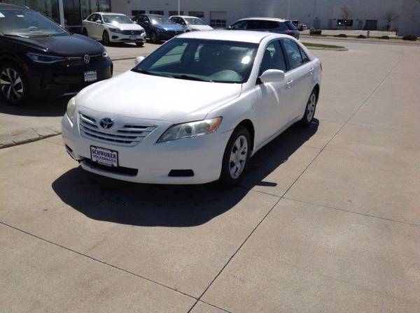 2009 Toyota Camry LE - - by dealer - vehicle for sale in Lincoln, NE – photo 2