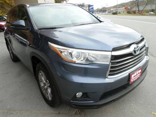 2015 Toyota Highlander XLE AWD V6 - - by dealer for sale in Springfield, VT – photo 8