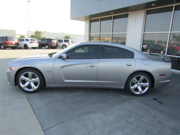 2014 *Dodge* *Charger* *R/T* - cars & trucks - by dealer - vehicle... for sale in Council Bluffs, NE – photo 4