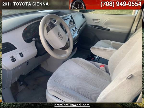 2011 TOYOTA SIENNA LE - - by dealer - vehicle for sale in Alsip, IL – photo 7