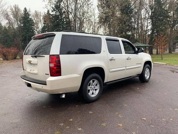2008 Chevrolet Suburban 1500 - Financing Available! - cars & trucks... for sale in Kalispell, MT – photo 8