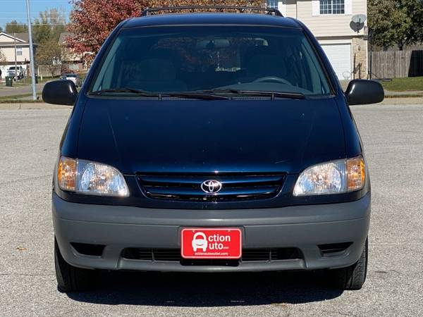 2001 Toyota Sienna LE - cars & trucks - by dealer - vehicle... for sale in Council Bluffs, NE – photo 4