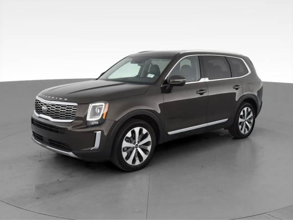 2020 Kia Telluride EX Sport Utility 4D suv Green - FINANCE ONLINE -... for sale in NEW YORK, NY – photo 3