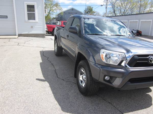 2013 Toyota Tacoma Access Cab SR5 4x4 V6 Auto 202K ONE OWNER 14950 for sale in East Derry, MA – photo 4