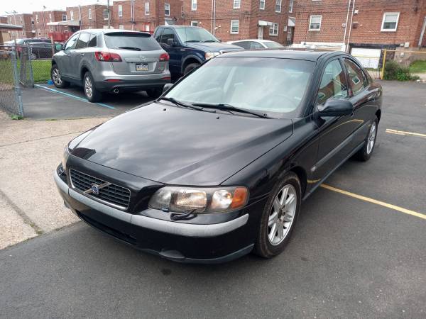 2002 Volvo S60 Turbo Auto 4drs Sunroof-Leather-Cold AC-CD player for sale in Philadelphia, PA – photo 2