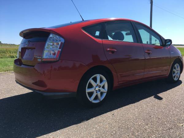 2008 Toyota Prius Hybrid 111,000 miles, No Rust - cars & trucks - by... for sale in Clayton, MN – photo 4