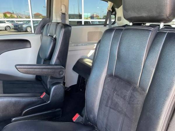 2018 Dodge Grand Caravan - - by dealer - vehicle for sale in Grand Junction, CO – photo 20