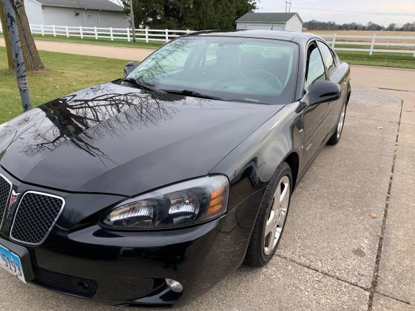 Grand Prix GXP - cars & trucks - by owner - vehicle automotive sale for sale in Milan, IA – photo 7