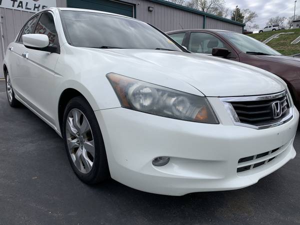 2009 Honda Accord EX-L - - by dealer - vehicle for sale in Northmoor, MO – photo 2
