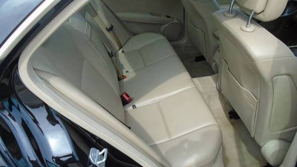 2010 mercedes c AWD,,118000 miles,,clean car,$8450 **Call Us Today... for sale in Waterloo, IA – photo 6