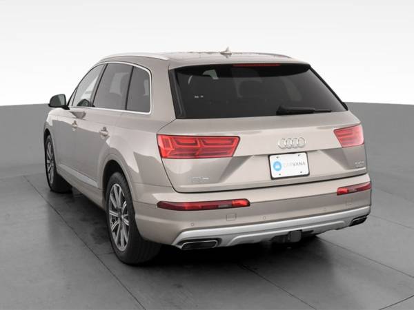 2017 Audi Q7 3.0T Prestige Sport Utility 4D suv Silver - FINANCE -... for sale in Cleveland, OH – photo 8