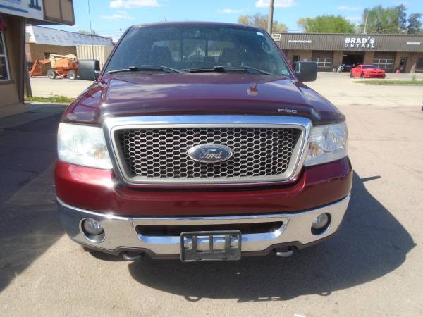 06 Ford F150 Supercrew Lariat 4WD NICE - - by dealer for sale in Sioux City, IA – photo 4