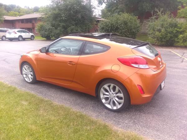 Reduced, 2015 Hyundia Veloster, only 29k miles, factory warranty for sale in Appleton, WI – photo 5