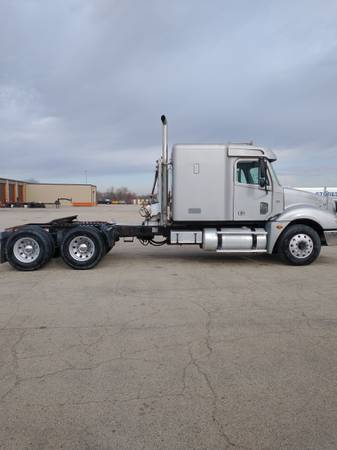 freightliner columbia - cars & trucks - by owner - vehicle... for sale in Rockford, IL – photo 5