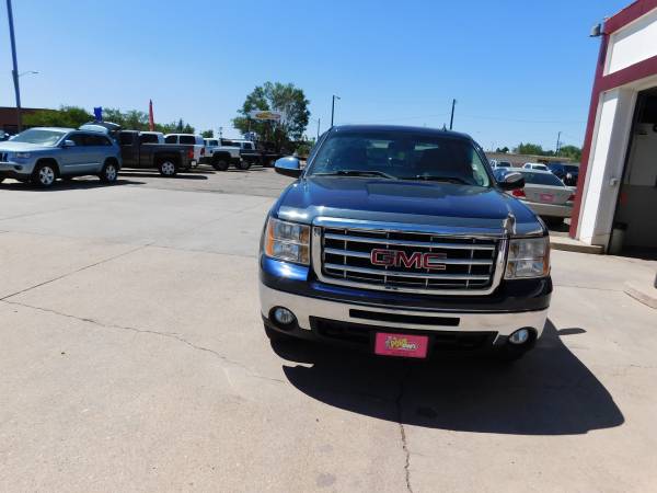 2010 GMC SIERRA, SLE (1081) - cars & trucks - by dealer - vehicle... for sale in Cheyenne, WY – photo 2