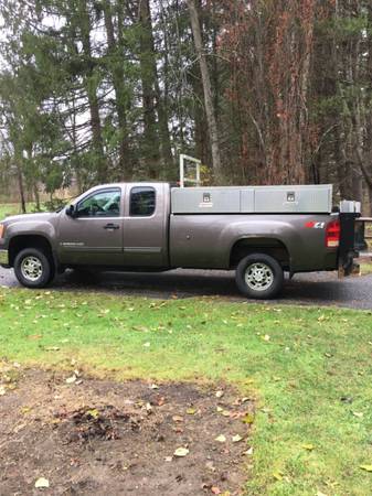 2007 GMC Sierra 2500 - cars & trucks - by owner - vehicle automotive... for sale in Millerton, NY – photo 4