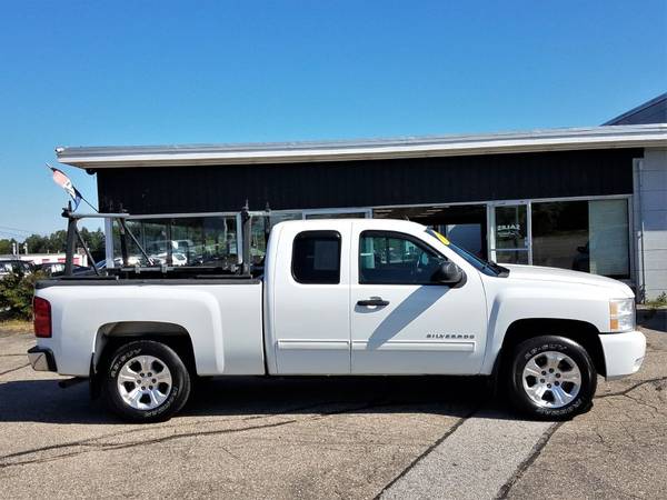 2009 Chevy Silverado 1500 LT Ext Cab 4WD, 162K, 5.3L V8, Tow, AC, CD for sale in Belmont, VT – photo 2