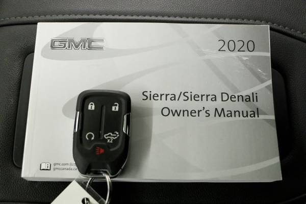 SLEEK Silver SIERRA 2020 GMC 1500 SLT TEXAS EDITION 4WD 4X4 Crew for sale in Clinton, AR – photo 15