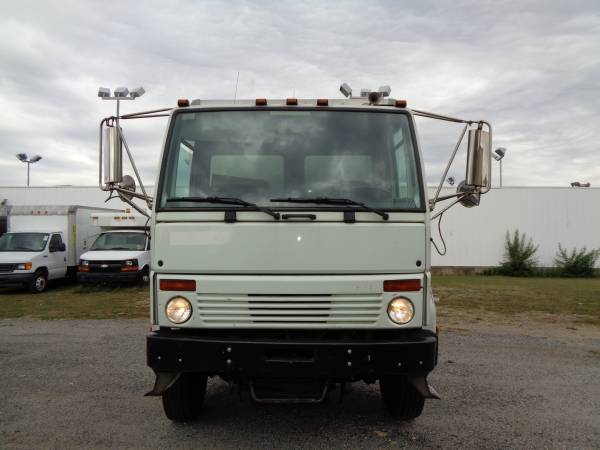 2005 STERLING SC8000 CARGO MAIL TRUCK! ALLISON TRANS, ONLY 73K MILES!! for sale in Palmyra, PA – photo 3