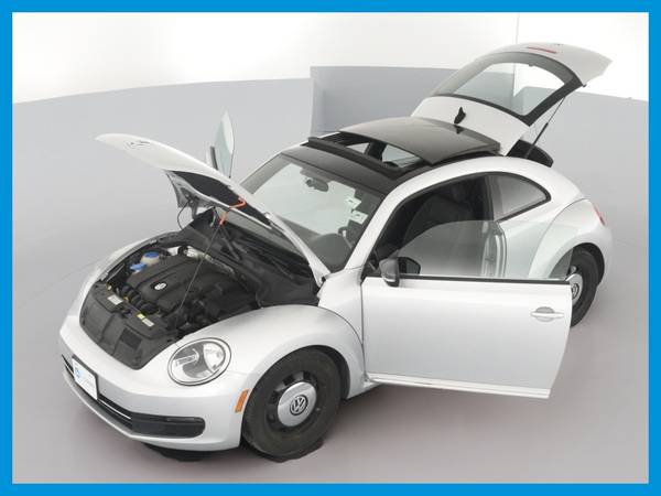 2014 VW Volkswagen Beetle 2 5L Hatchback 2D hatchback Silver for sale in Cambridge, MA – photo 15