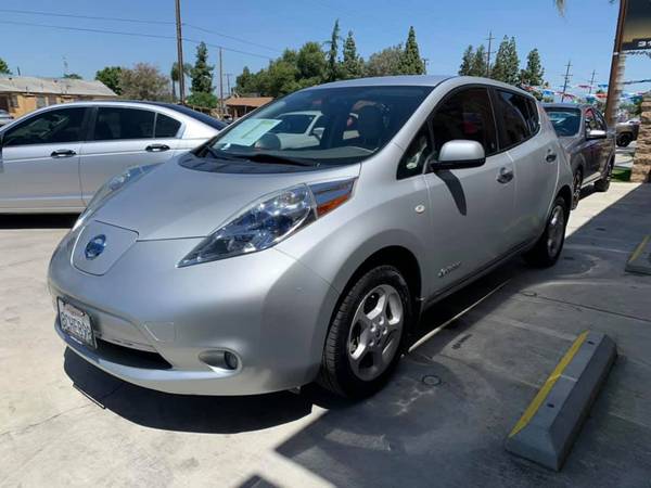 2011 Nissan leaf - - by dealer - vehicle automotive sale for sale in Bakersfield, CA – photo 3