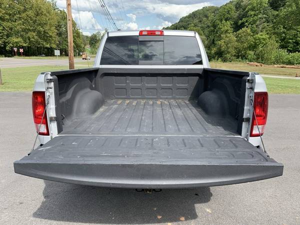 2018 RAM 1500 SLT * 33K Miles * 4X4 * No Accidents * Towing Pkg * -... for sale in Sevierville, TN – photo 7