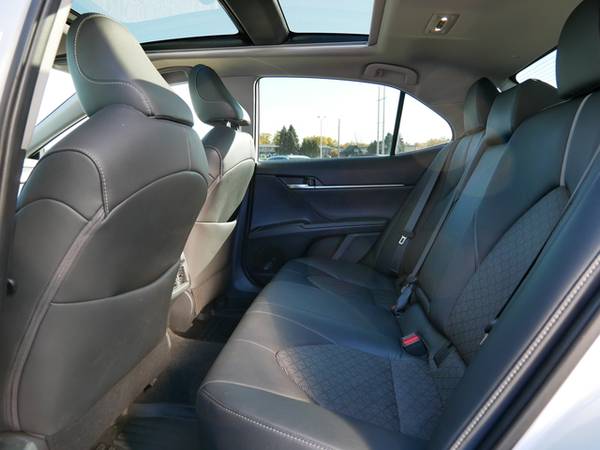 2019 TOYOTA CAMRY XSE Sunroof loaded - - by dealer for sale in Saint Paul, MN – photo 10