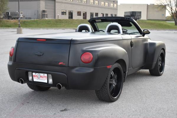 2005 Chevrolet SSR ***CLEAN NEBRASKA TITLE W/73K MILES ONLY*** -... for sale in Omaha, IA – photo 14