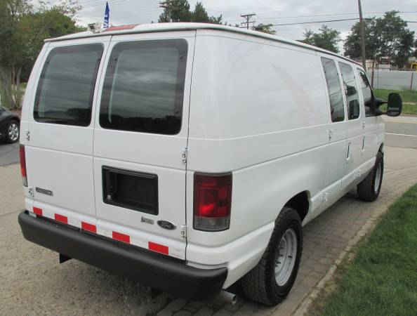 GREAT DEAL!*2009 FORD E-150*CARGO VAN*RUNS GREAT*VERY CLEAN*GREAT DEAL for sale in Waterford, MI – photo 7