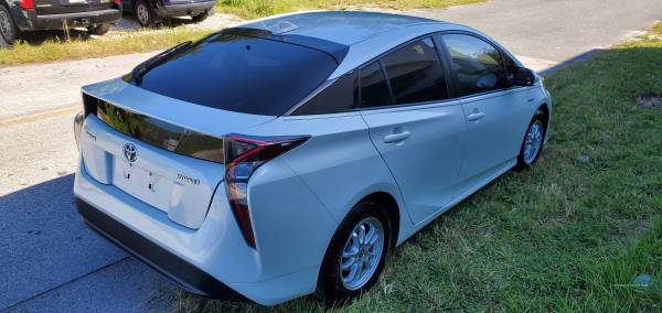 2016 TOYOTA PRIUS TWO HYBRID - cars & trucks - by owner - vehicle... for sale in Orlando, FL – photo 4