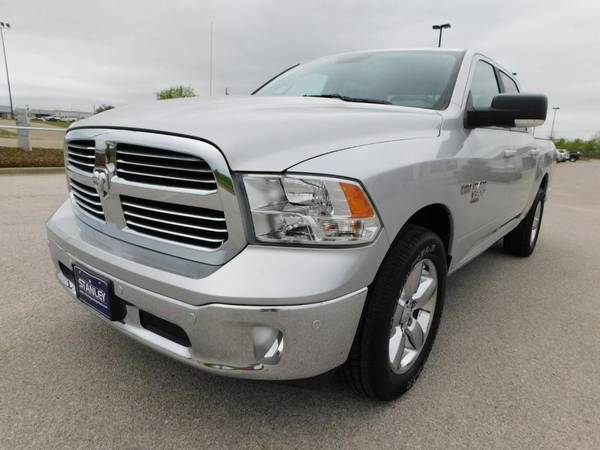 2019 Ram 1500 Classic Lone Star - - by dealer for sale in Gatesville, TX – photo 3