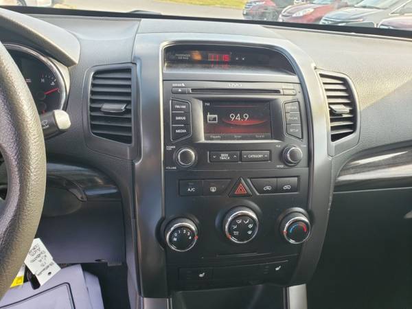 2013 KIA SORENTO LX with - cars & trucks - by dealer - vehicle... for sale in Winchester, VA – photo 12