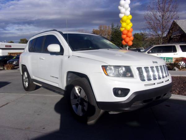 2014 JEEP COMPASS 4X4!! LOW MILES! GUARANTEED FINANCING APPROVAL! -... for sale in Reno, NV – photo 3
