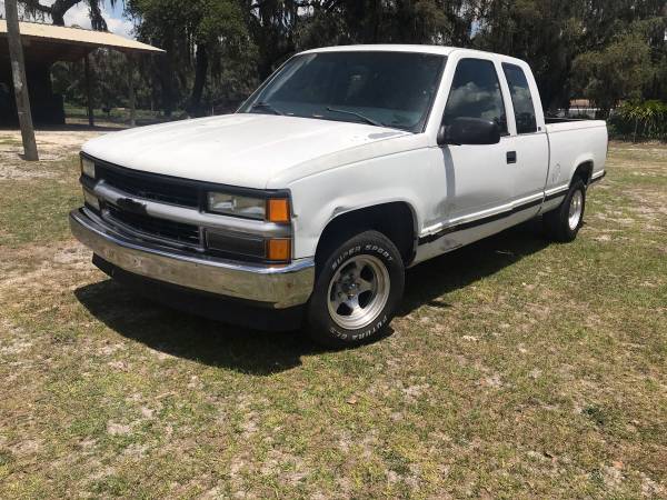 Work truck v8 pickup white for sale in North Fort Myers, FL – photo 3