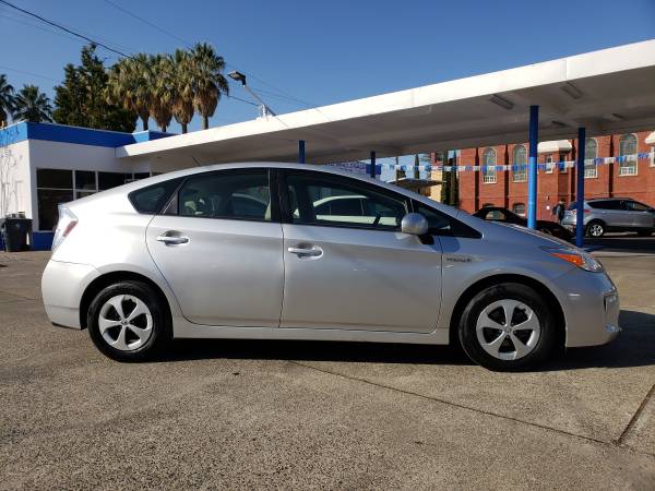 2015 TOYOTA PRIUS HATCHBACK - - by dealer for sale in Red Bluff, CA – photo 2