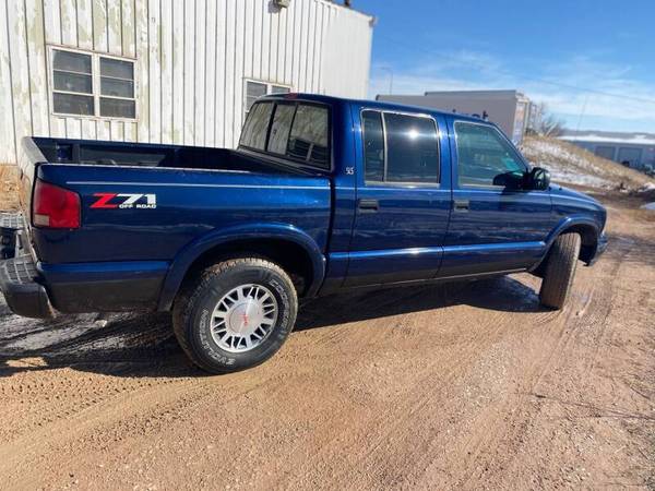 2001 GMC Sonoma Z71 4WD - - by dealer - vehicle for sale in Rapid City, SD – photo 3