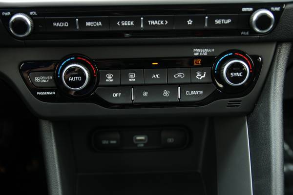 2020 Kia Niro LX Hybrid. Backup Cam, Bluetooth, ONLY 90 Miles! -... for sale in Eureka, CA – photo 11