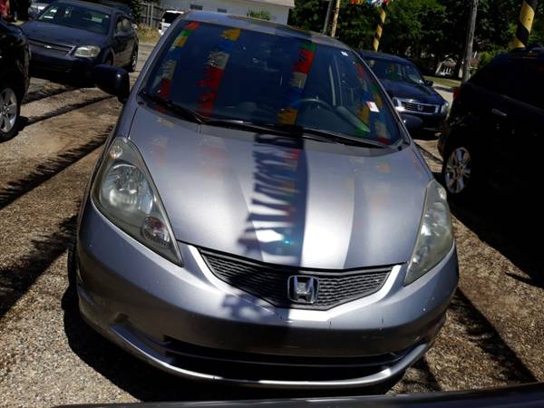 2010 Honda Fit Base - cars & trucks - by dealer - vehicle automotive... for sale in Plymouth, MI