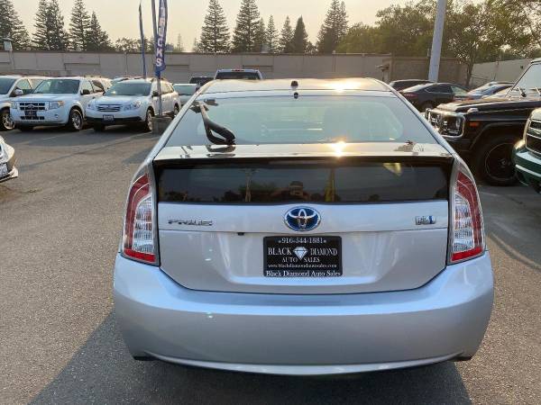 2015 Toyota Prius Three 4dr Hatchback - Comes with Warranty! - cars... for sale in Rancho Cordova, CA – photo 8